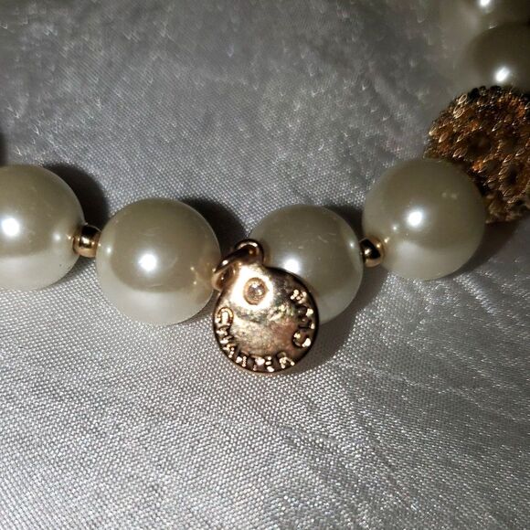 A Charter Club Faux Pearl and Gold Tone Bracelet Classy Stretchy Evening - Picture 2 of 8